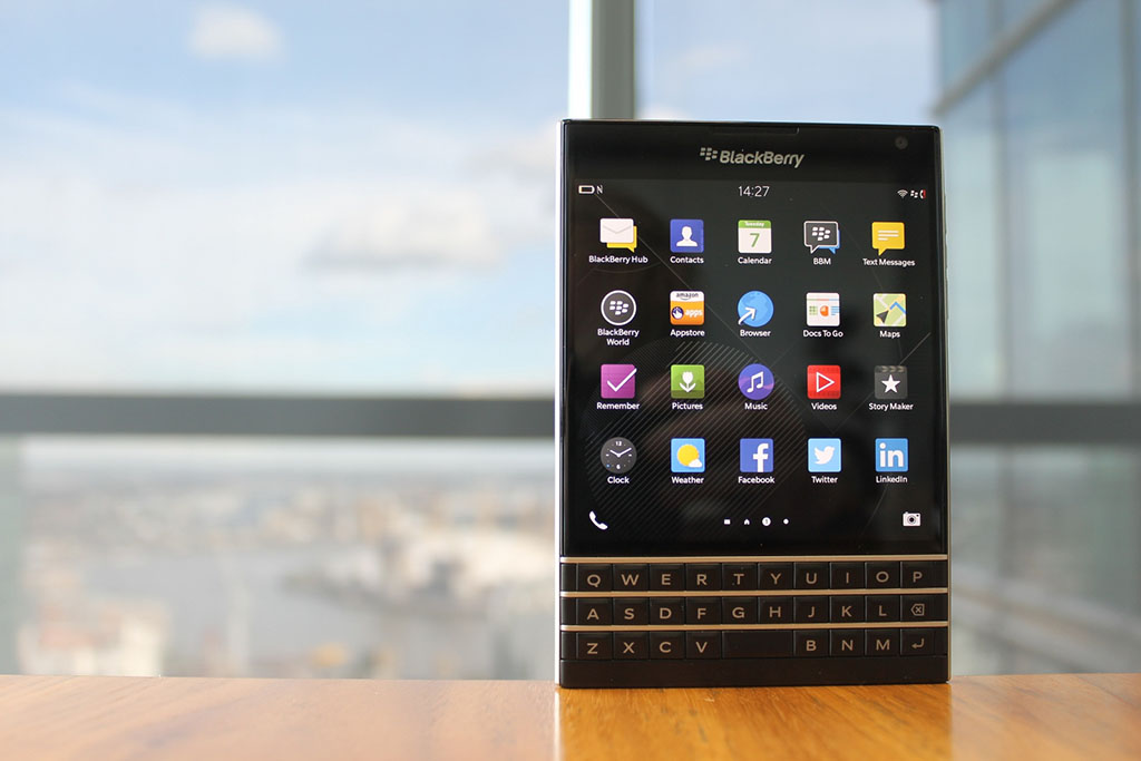 blackberry-passport-qwerty