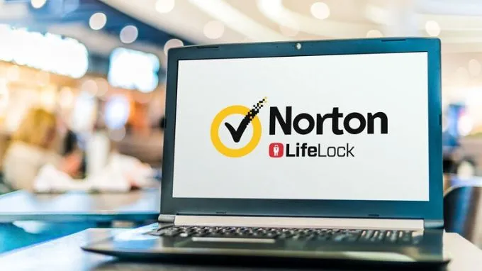 Norton 360 with LifeLock Select  - Phần mềm chống virus tốt nhất hiện nay