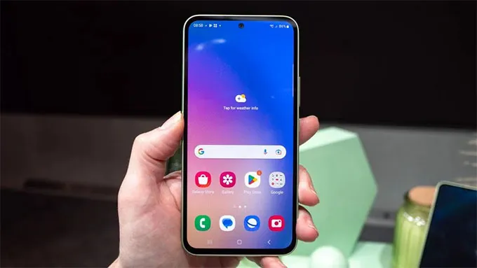 Samsung Galaxy A54 5G sử dụng thiết kế màn hình đục lỗ, Galaxy A34 5G có thiết kế màn hình giọt nước