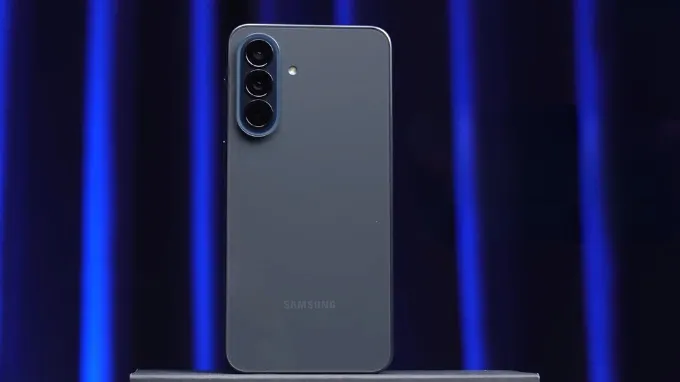 Galaxy A37 5G màu Xám than (Awesome Charcoal)