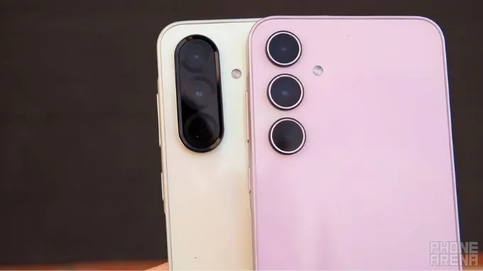 So sánh Samsung A36 và A35 về camera