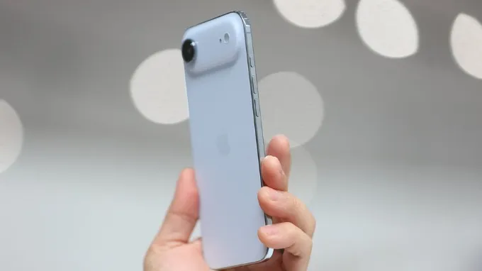 iPhone Air lập kỷ lục với độ mỏng 5.6mm và trọng lượng chỉ 162g