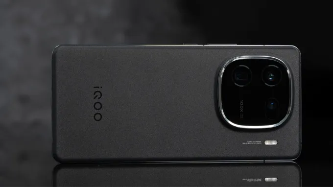 Vivo iQOO 12 5G