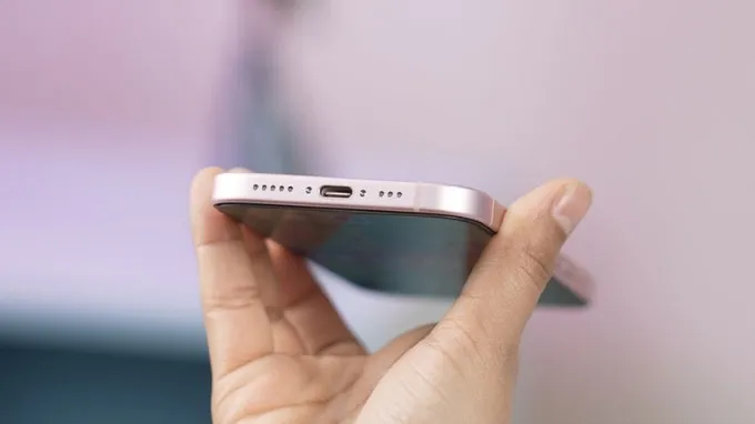 Cổng sạc USB-C trên cả 4 phiên bản iPhone 15 series