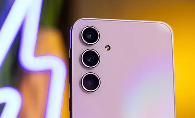 Galaxy A35 5G trang bị hệ thống camera tốt nhất trong tầm giá