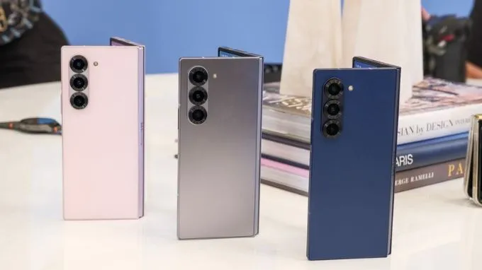 Samsung Galaxy Z Fold 6