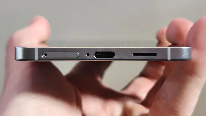 Galaxy S25 Edge đi kèm với pin dung lượng 3.900 mAh