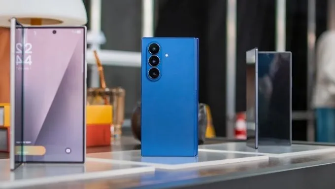 Thiết kế bên ngoài Galaxy Z Fold 7