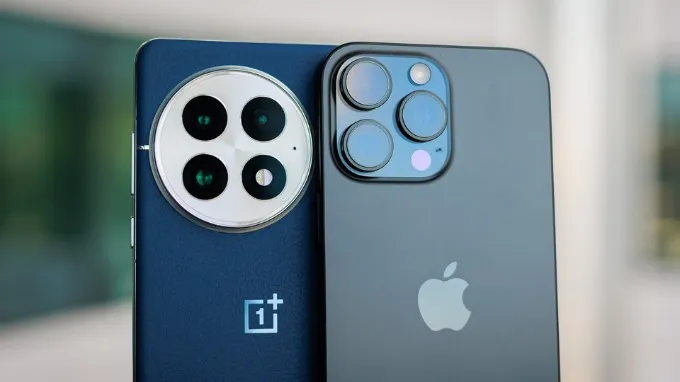 Cụm mô-đun camera trên OnePlus 13 và iPhone 16 Pro Max