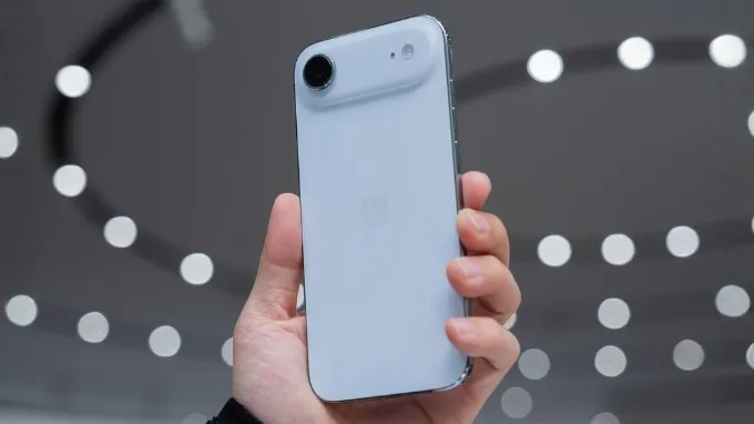 Dù chỉ có một loa, chất lượng âm thanh của iPhone Air vẫn được đánh giá khá tốt