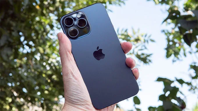 Thiết kế iPhone 15 Pro Max 1TB Cũ (Trầy Đẹp) bền bỉ