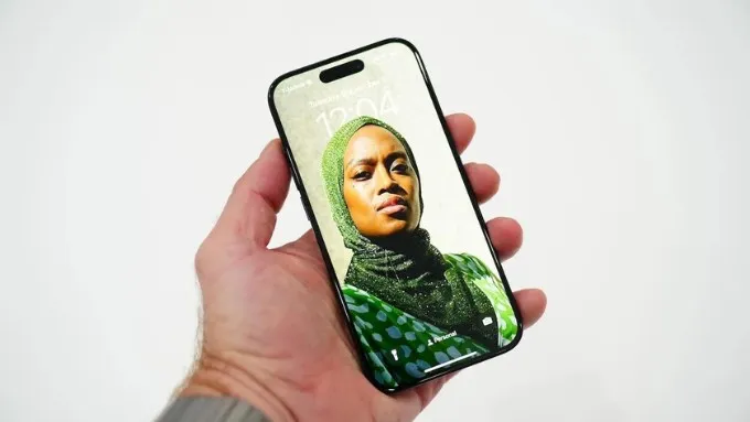 Màn hình iPhone 15 Pro Max 1TB