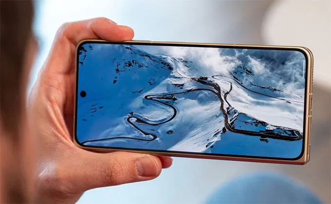 Màn hình phụ 6,62 inch trên Oppo Find N6