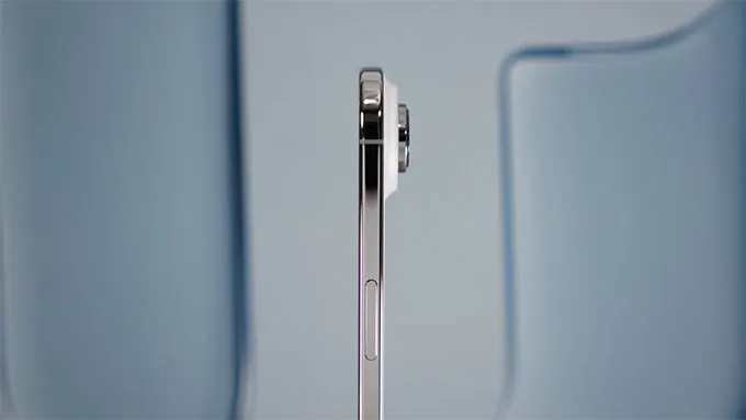 iPhone Air cũ có ngoại hình mới, mỏng nhẹ