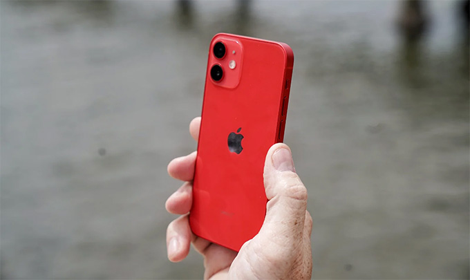 iPhone 12 mini liệu có còn đáng mua trong năm 2022 hay không?