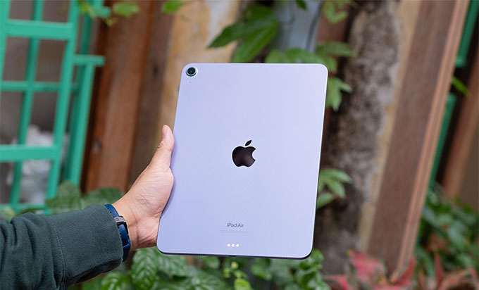 iPad Air 5 64GB Wifi: Gọn nhẹ trong thiết kế, mạnh mẽ về cấu hình máy