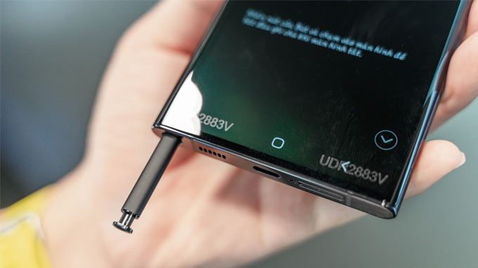 Bút S-Pen trên Galaxy S22 Ultra