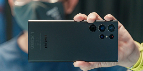Điện thoại Galaxy S22 Ultra hỗ trợ tốt công việc, giải trí vượt trội