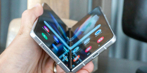 Samsung mong muốn mang màn hình gập xuống phân khúc hạng trung: Liệu có khả thi?