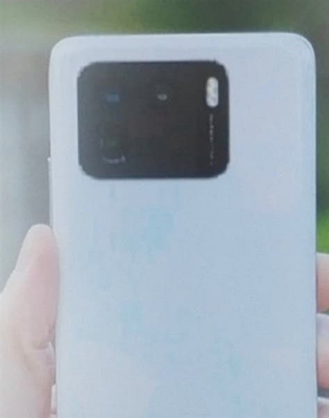 Hình ảnh thực tế Xiaomi Mi 11 Pro