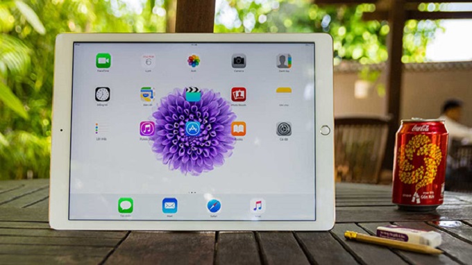 iPad 2017 này còn được Apple trang bị panel màn hình True Tone 