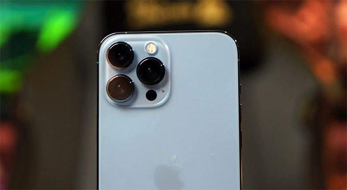 Camera iPhone 13 Pro Max 256GB vẫn được trang bị 3 ống kính