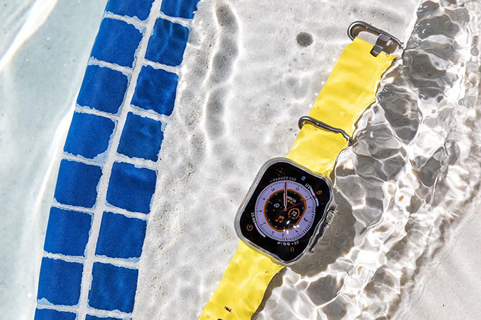 Apple Watch Ultra có thể hoạt động ở độ sâu 100m nước