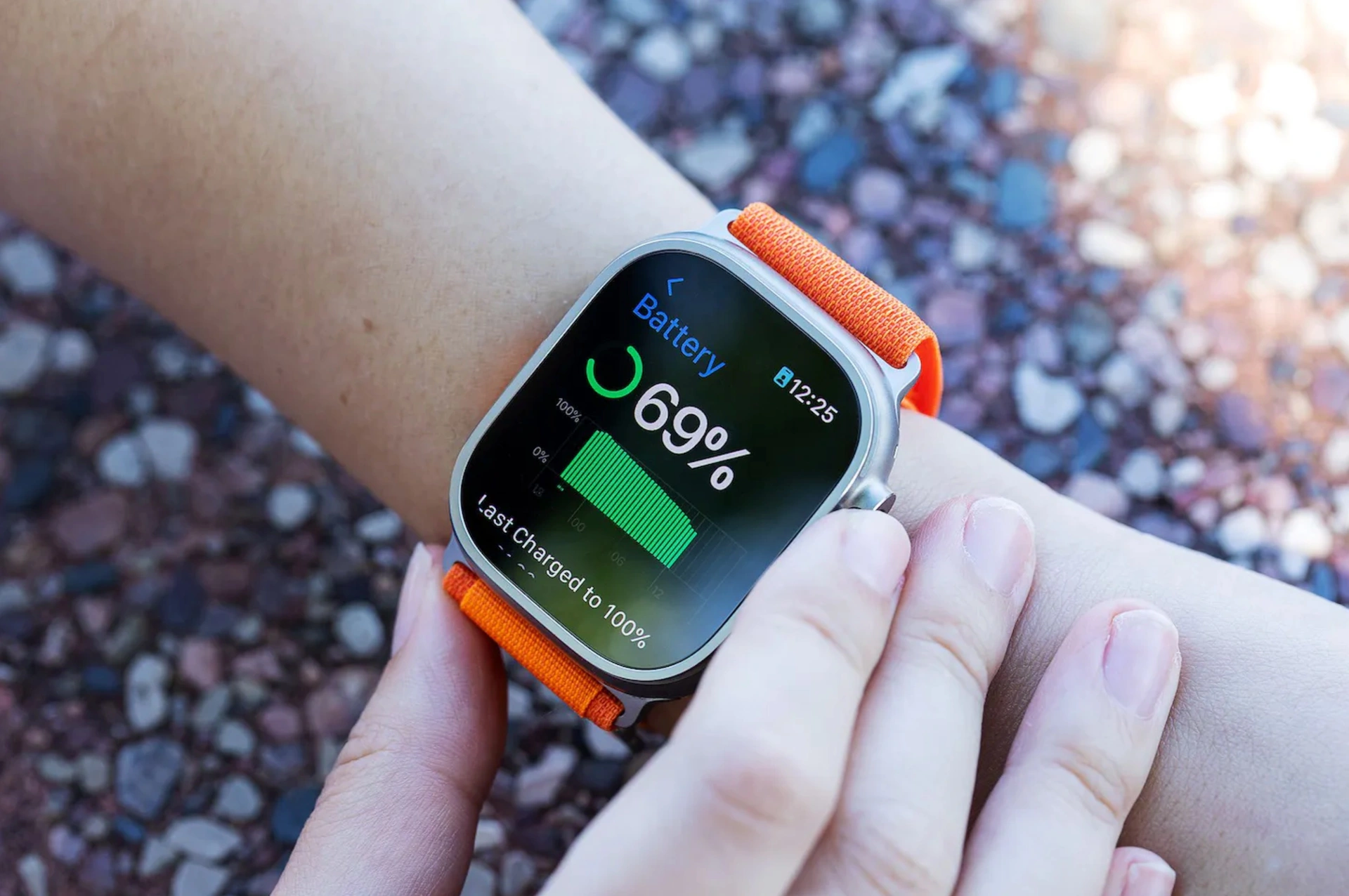 Apple Watch Ultra có thời lượng sử dụng kéo dài 60 tiếng đồng hồ