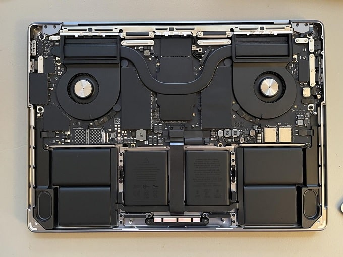 MacBook Pro 2021 14 inch và 16 inch đã bất ngờ được đăng tải