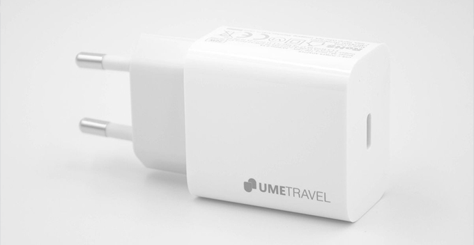 Củ sạc nhanh USB Type-C Umetravel A6 20W nhỏ gọn dễ bỏ túi